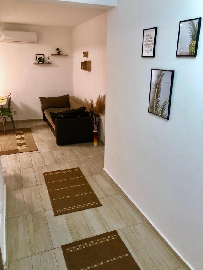 City Break Maya Apartment Oradea Ngoại thất bức ảnh